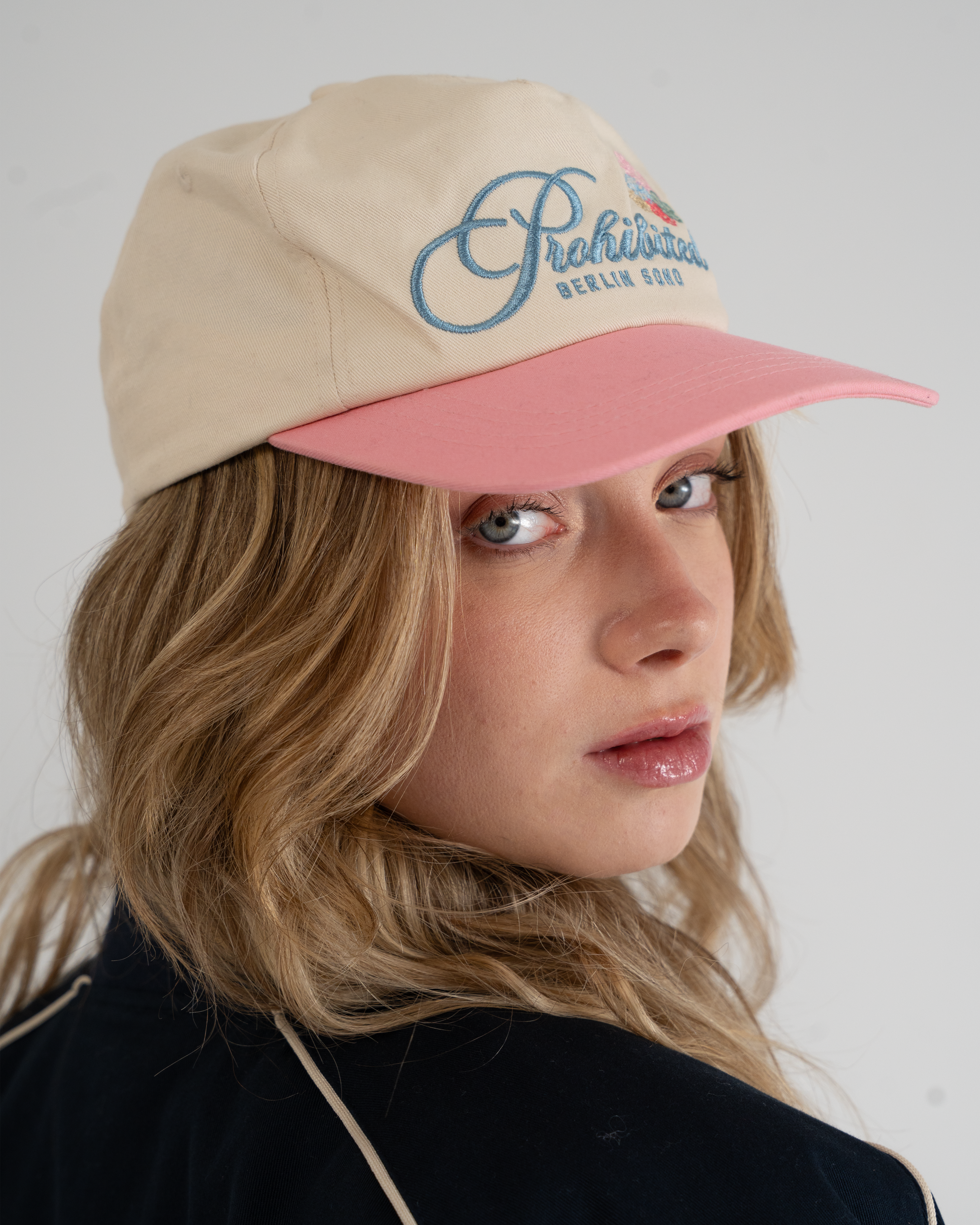 Bohemian Contrast Cap Rose