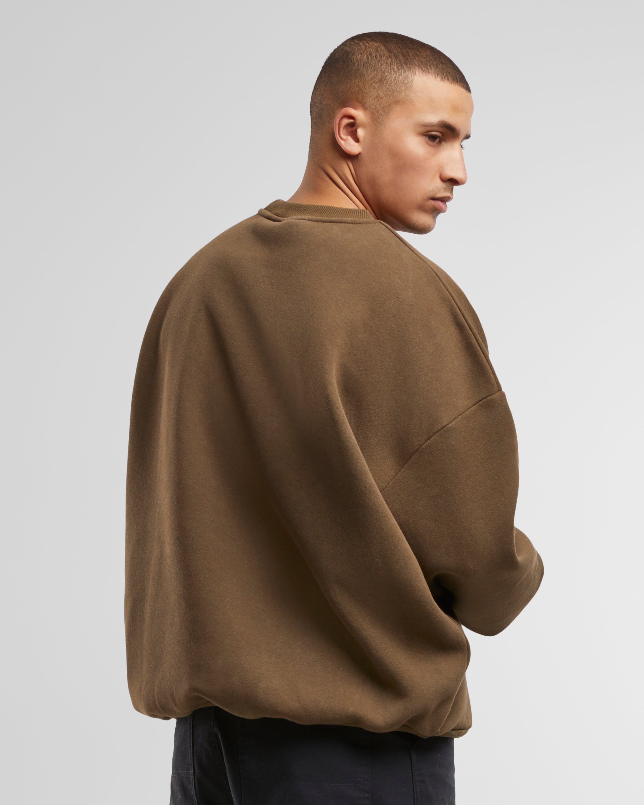 Oversized Crew Neck Mokka (Stone Washed)