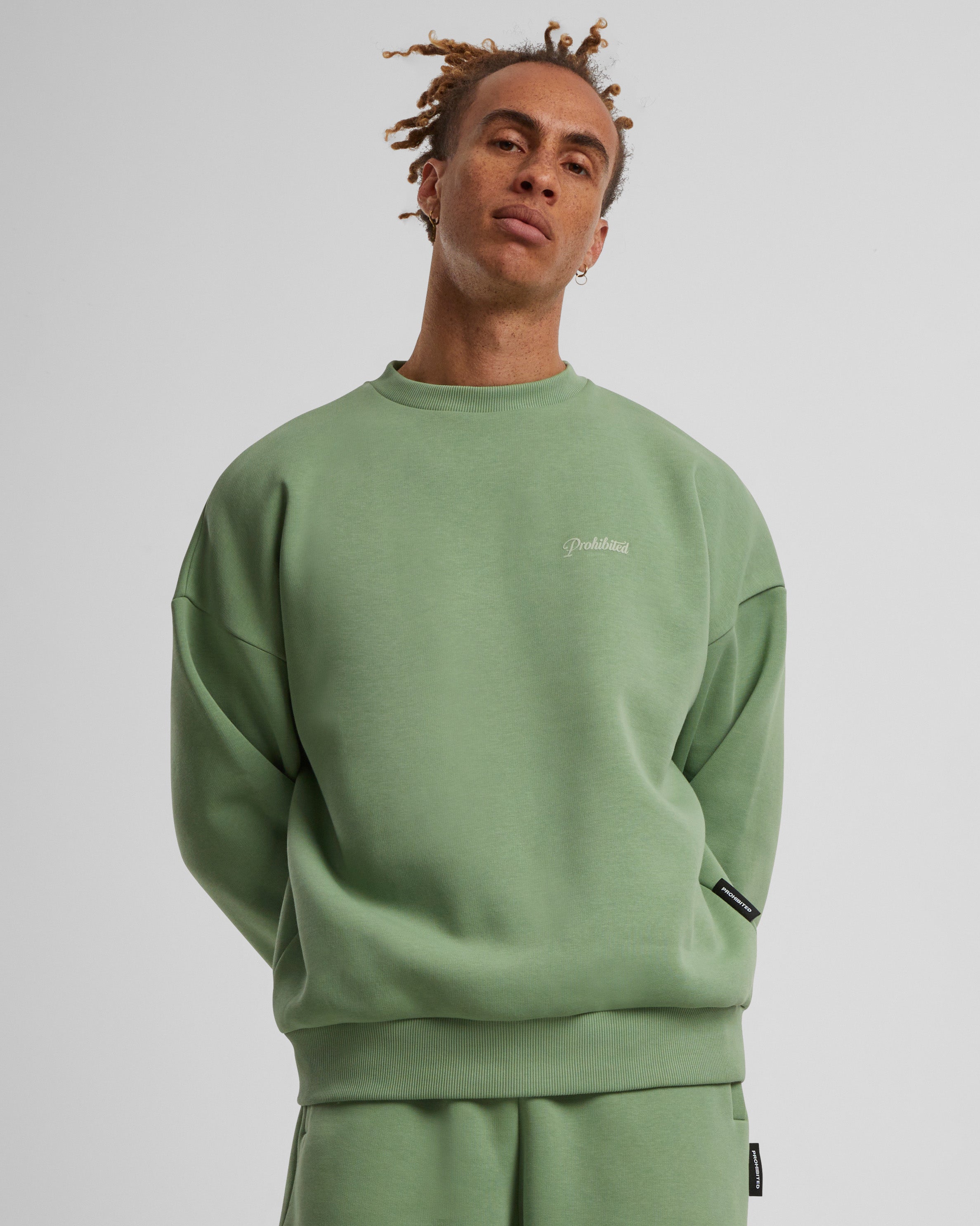 10119 Crew Neck 2.0 Basil