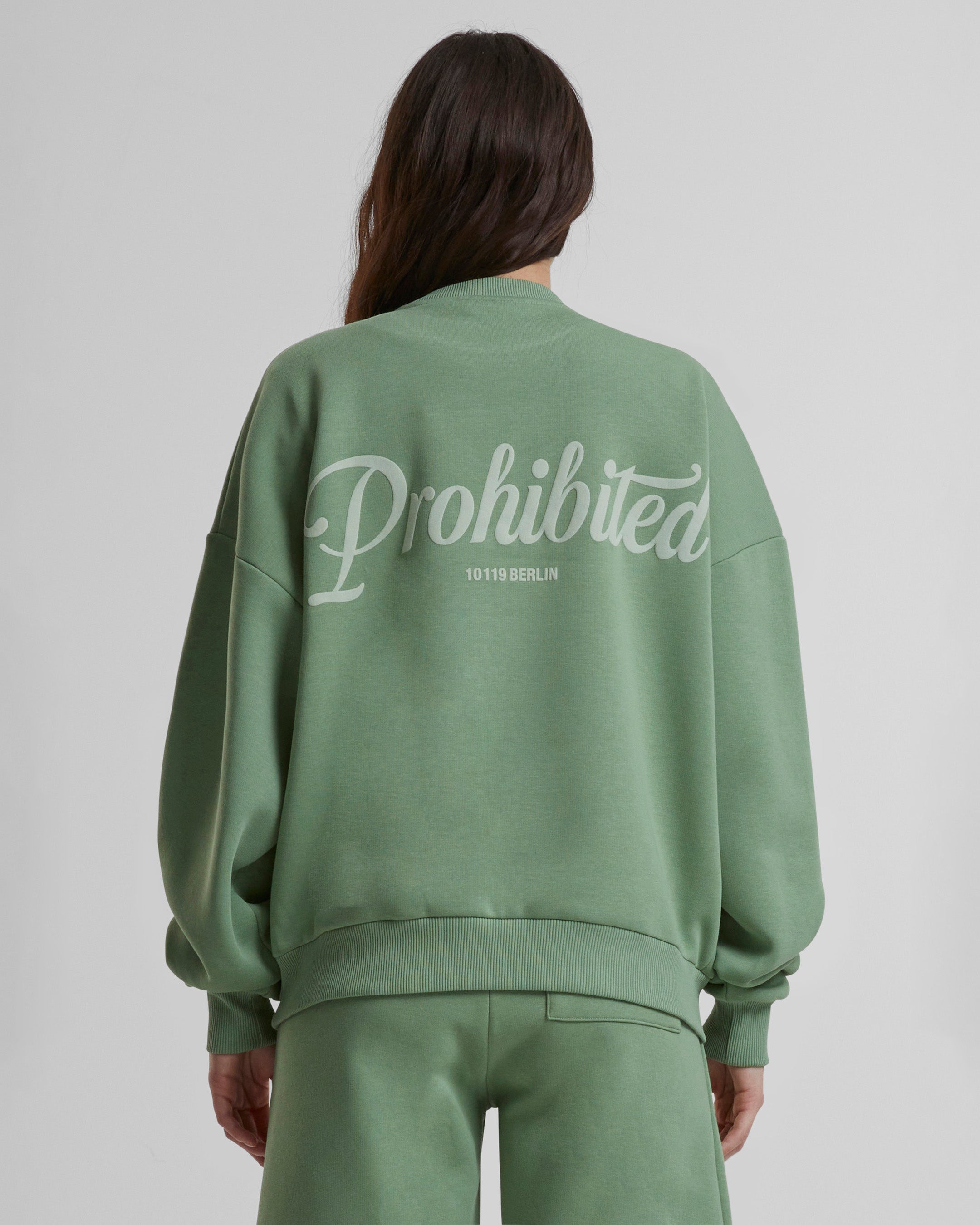 10119 Crew Neck 2.0 Basil