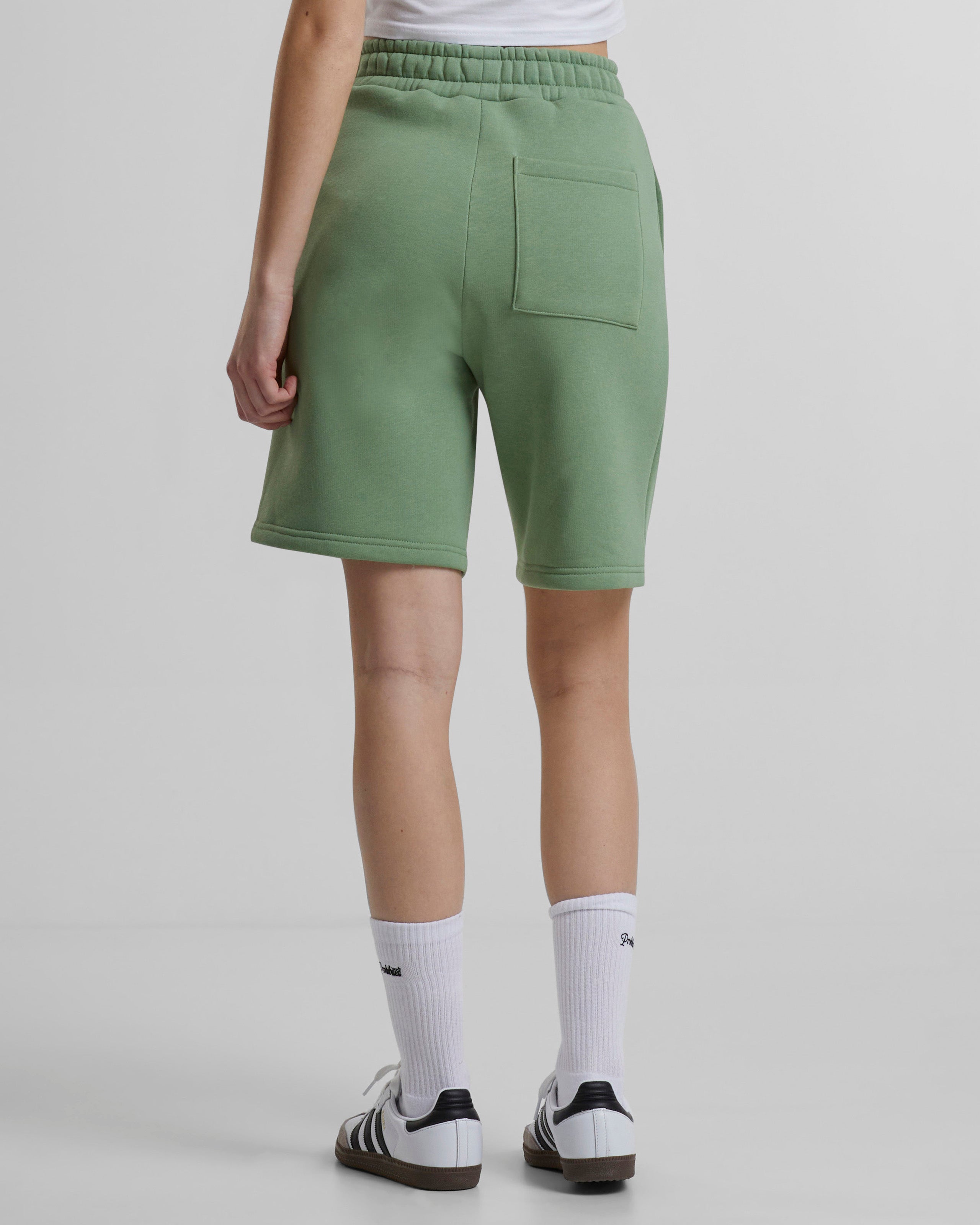 10119 Sweatshorts 2.0 Basil